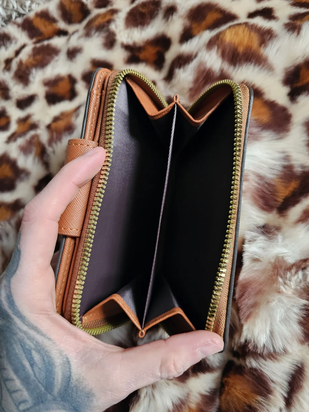 COACH Beige Floral Signature Zip Wallet with Brown Leather Trim 🌸 - Picture 7 of 7